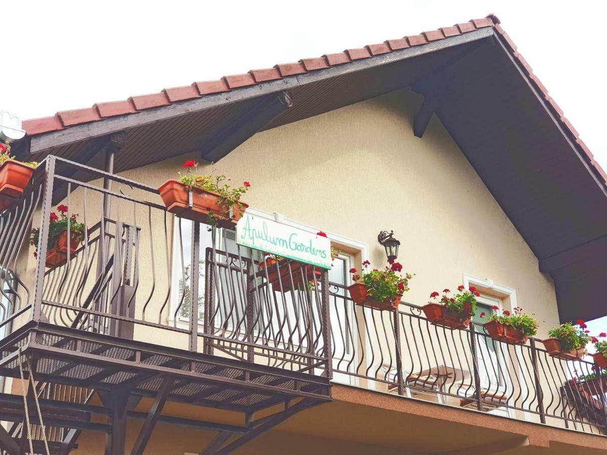 Apulum Gardens Hotel อัลบายูเลีย ภายนอก รูปภาพ